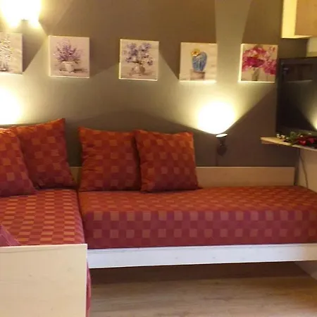 Casa Frank 70 *